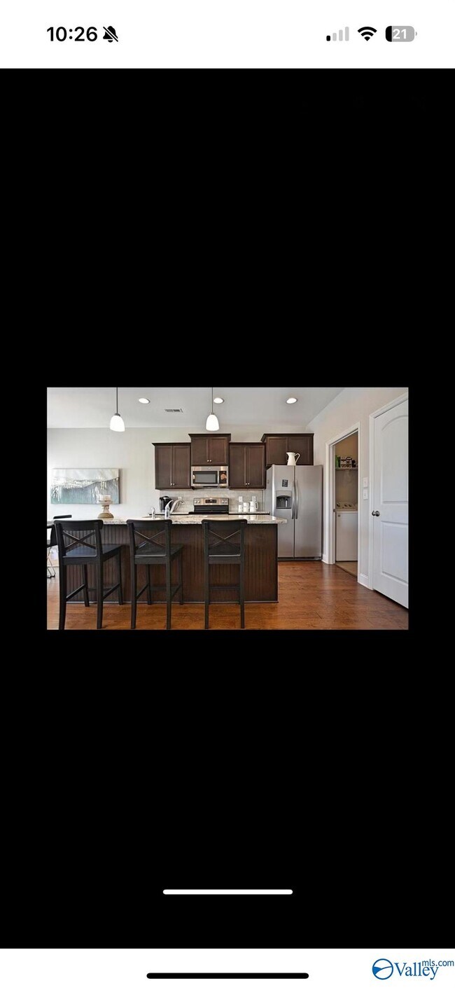 Building Photo - 605 Summerdawn Pl