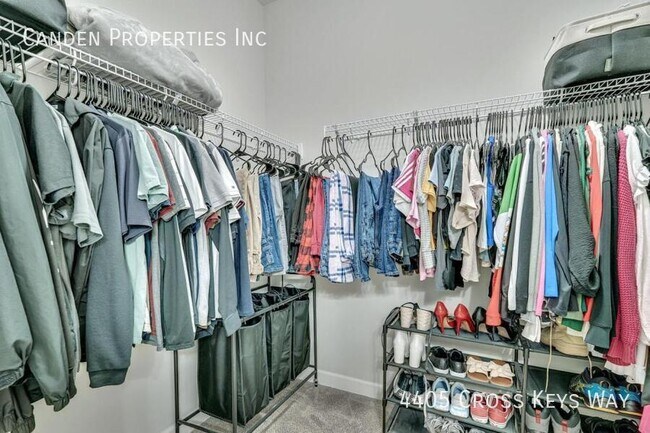 Building Photo - 4405 Cross Keys Way