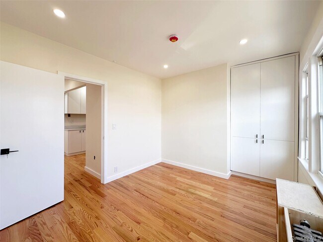 Building Photo - 79-65 69th Rd