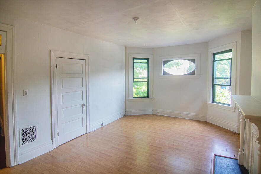 Building Photo - 428 Biddle Ave