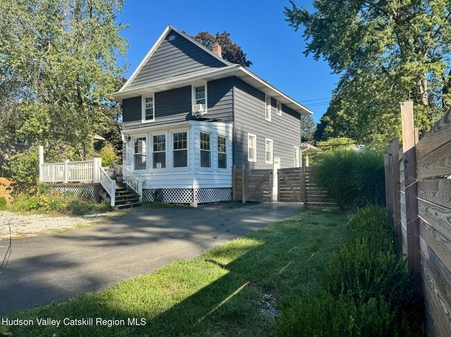 Building Photo - 590 NY-23B