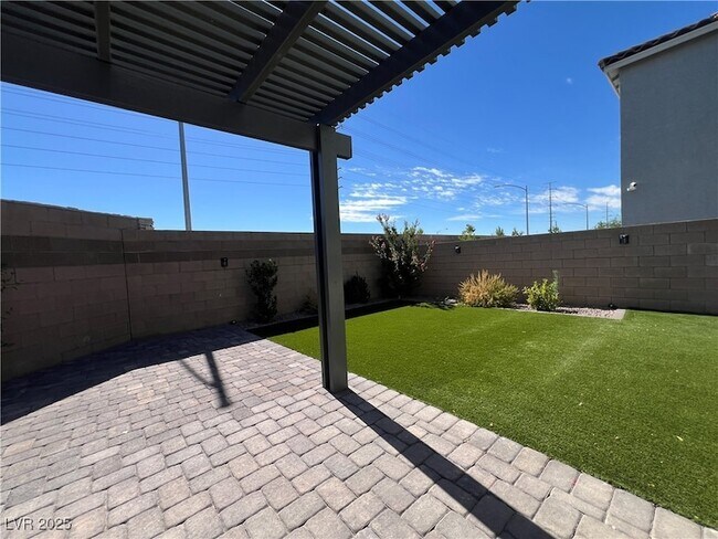 Building Photo - 8710 Beverly Grv Ct