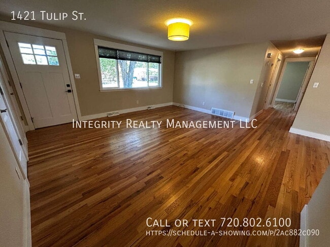 Building Photo - 1421 Tulip St