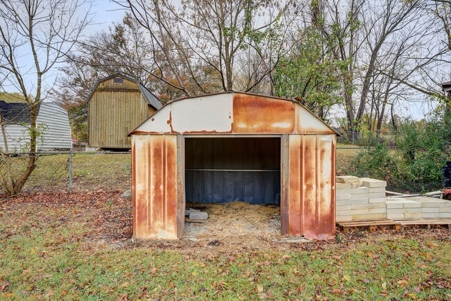 Building Photo - Newly Renovated 3 Bedroom Rental in Johnso...