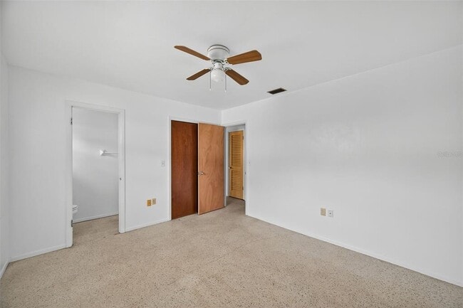 Building Photo - 2248 Browning St