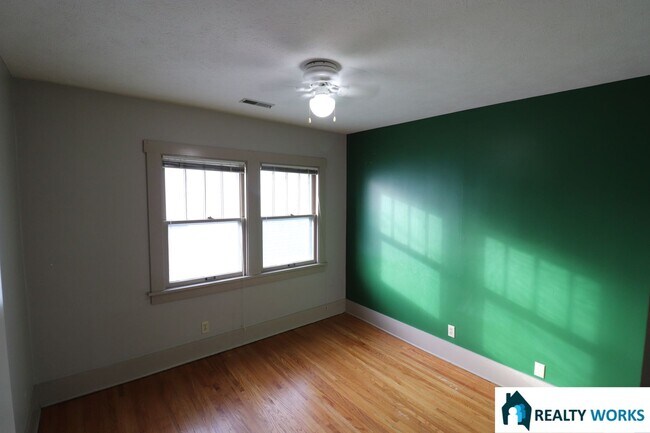 Building Photo - 2611 A St