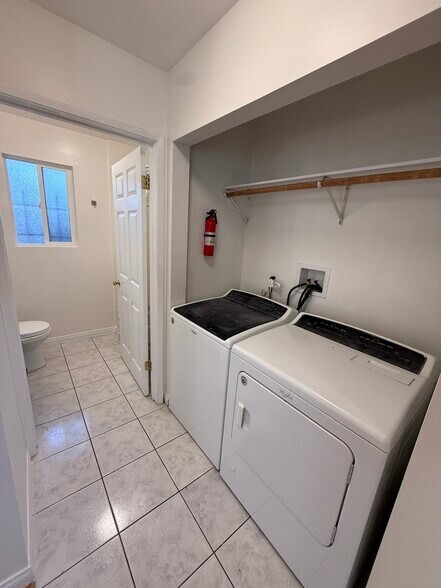 Building Photo - 2446 S Centinela Ave