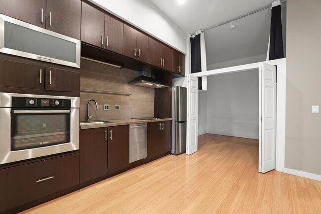 Building Photo - 16 Jessie St