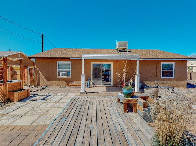 Building Photo - 3010 May Cir SE