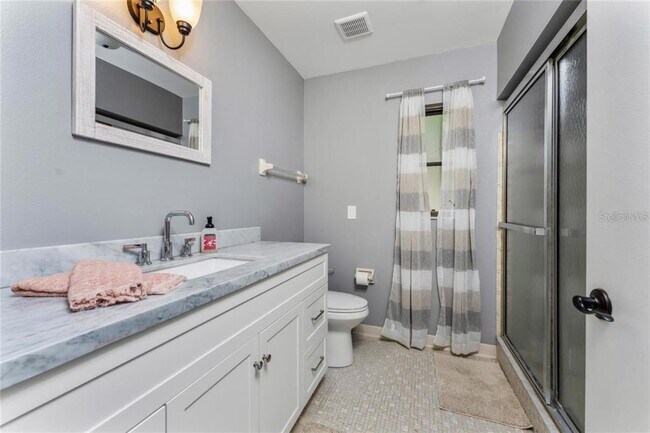 Building Photo - 880 Van Gogh Rd