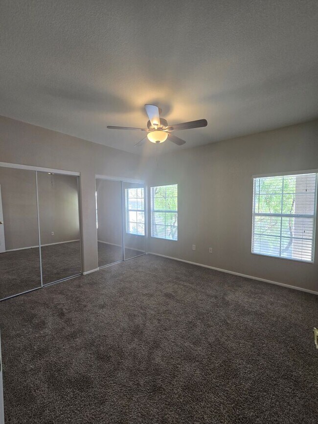 Building Photo - 9330 W Maule Ave