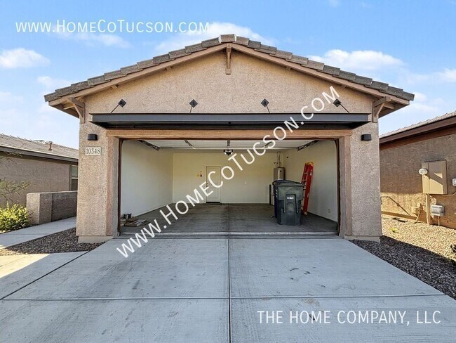 Building Photo - 10348 E Silver Slate Pl