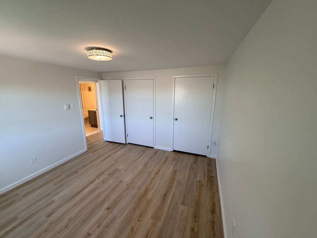 Building Photo - 3200 W Brigantine Ave