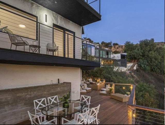 Building Photo - 6422 Weidlake Dr