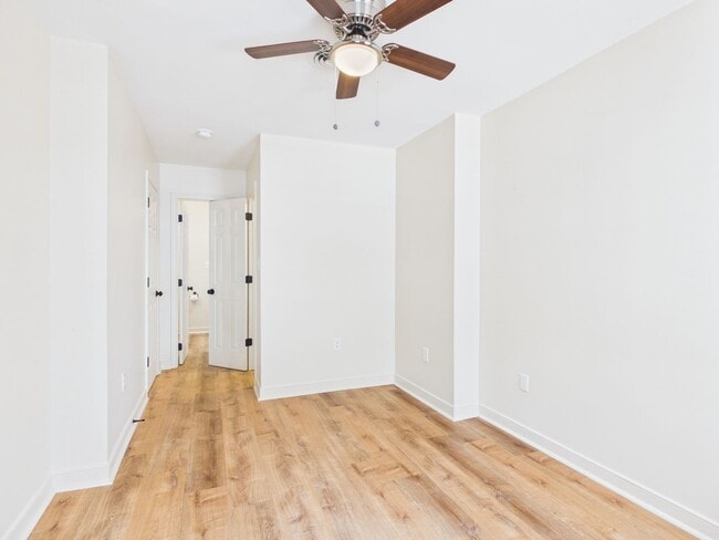 Building Photo - 411 Gilmer St