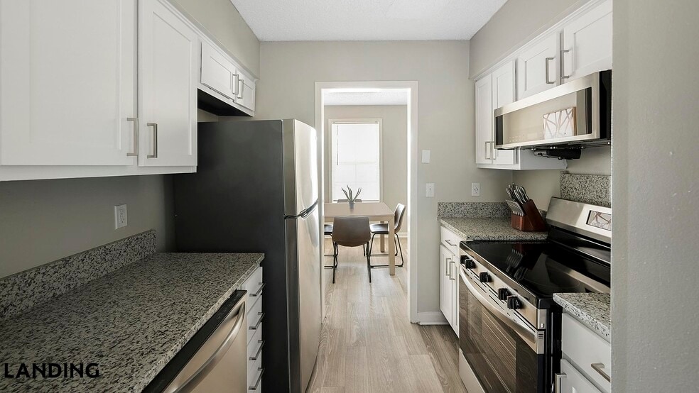 Building Photo - 231 New Shackle Island Rd