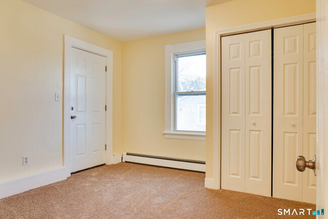 Building Photo - 303 Millville Ave
