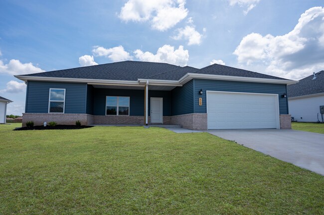 Primary Photo - BRAND NEW 3 BEDROOM HOME - Mount Vernon, MO