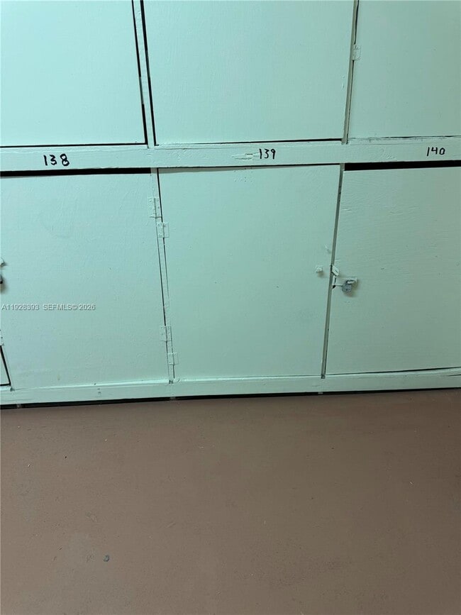 Building Photo - 149 Preston Way