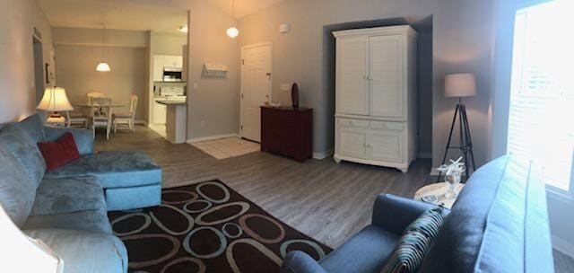 Building Photo - Updated Furnished Condo in Niceville!