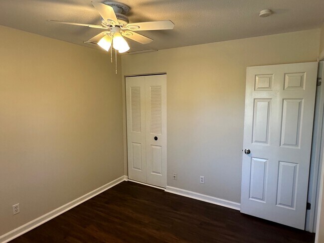 Building Photo - 1769 High School Dr