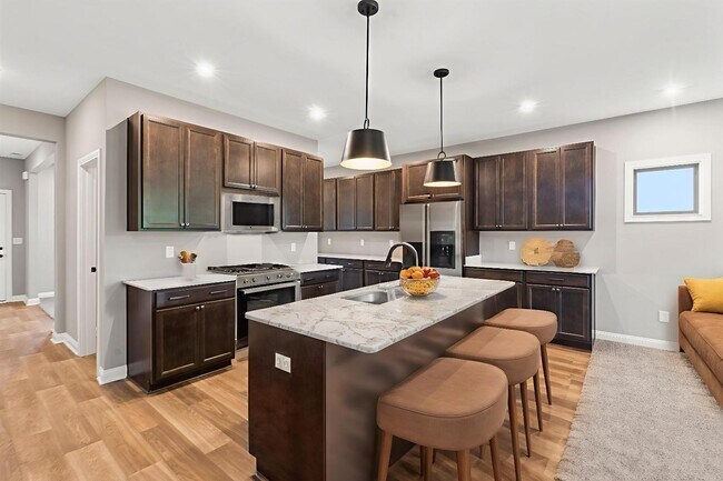 Building Photo - 445 Friendly Ave