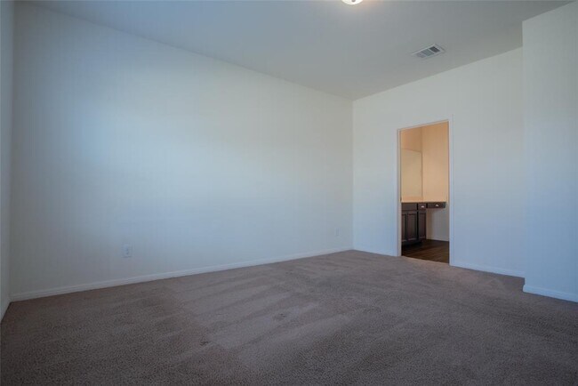 Building Photo - 19405 Berringer Dr