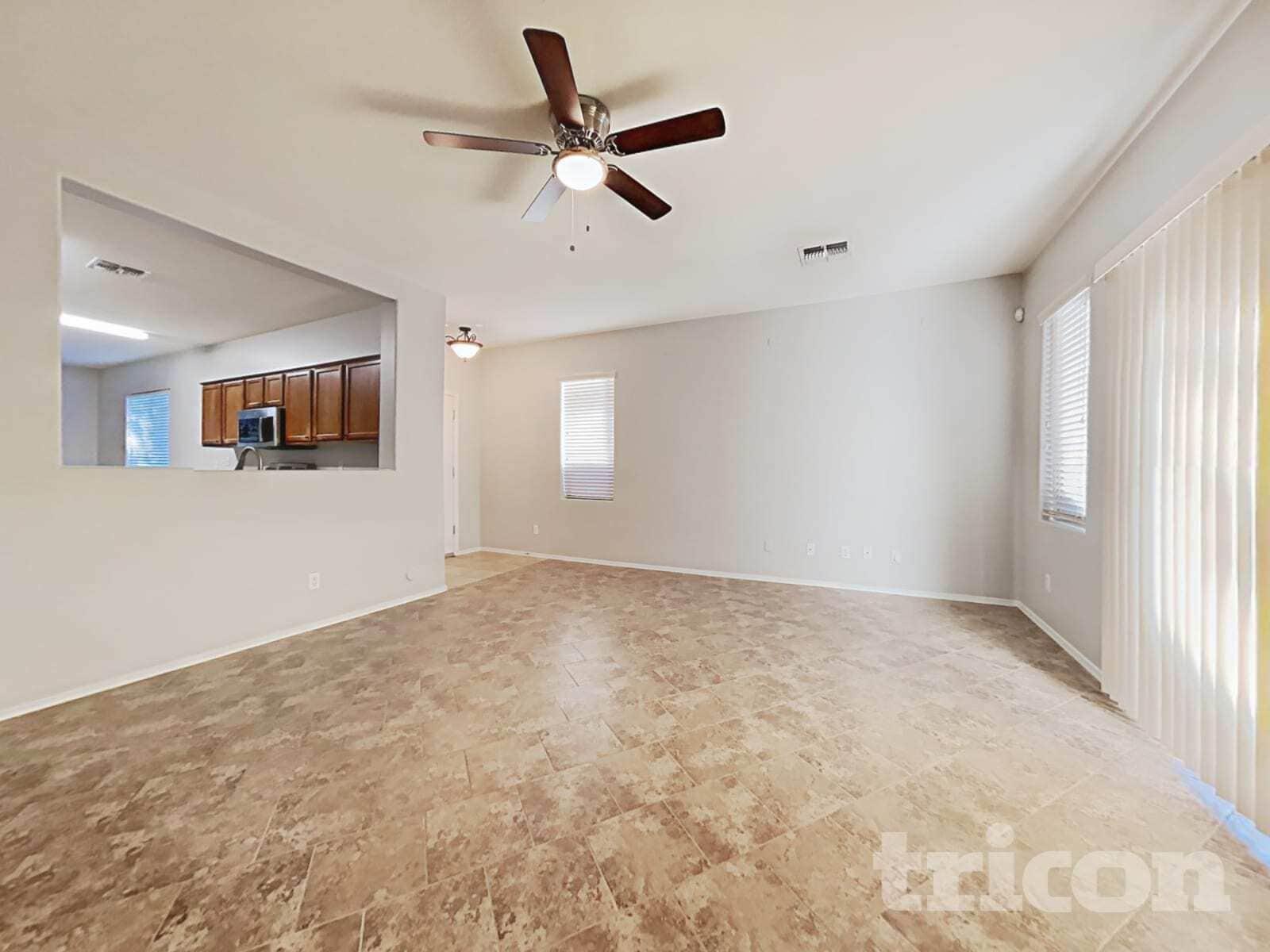 Building Photo - 45209 Miraflores St