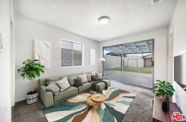 Building Photo - 1040 Iris St