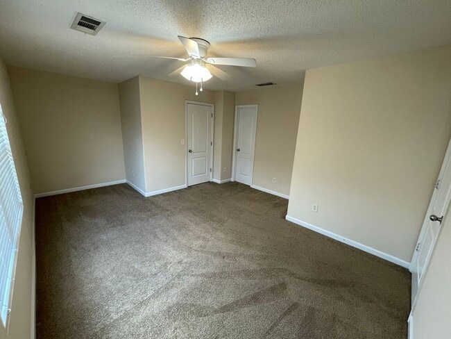 Building Photo - BRIDGEWATER HOME! PRE-LEASING FOR AUGUST 1 2026!