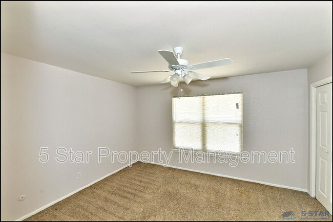 Building Photo - 1916 Lee Elder Dr