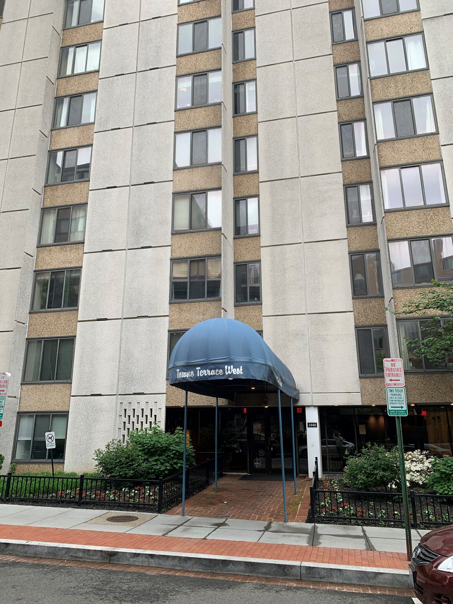 Building Photo - 1440 N St NW