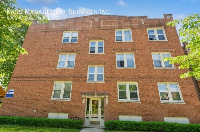 Building Photo - 4901 W Cullom Ave