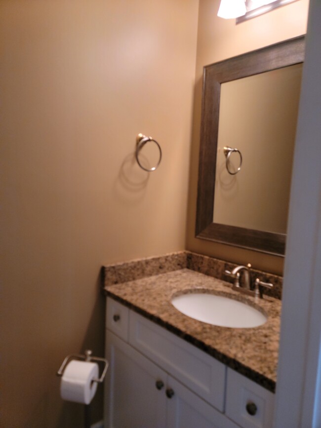 Powder Room - 2954 Partridge Ct