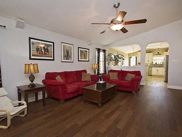 Building Photo - 16900 Brayton Park Dr