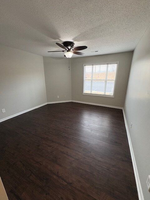 Building Photo - 521 Spring Forest Rd