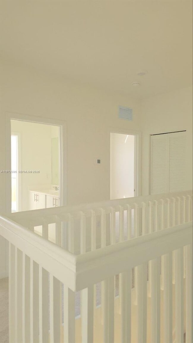 Building Photo - 2741 SE 24th Ct