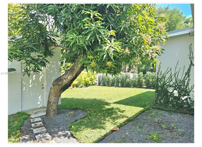 Building Photo - 3439 Percival Ave