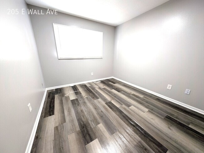 Building Photo - 205 E Wall Ave