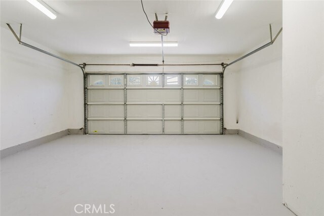 Building Photo - 9540 Debra Ave