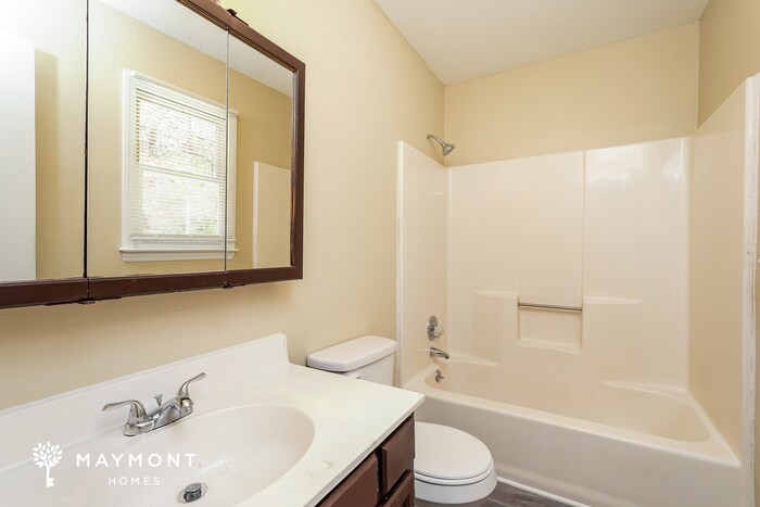 Building Photo - 4659 Ogburn Ave