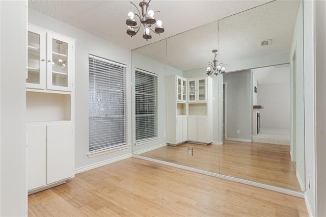 Building Photo - 9142 Emberglow Ln