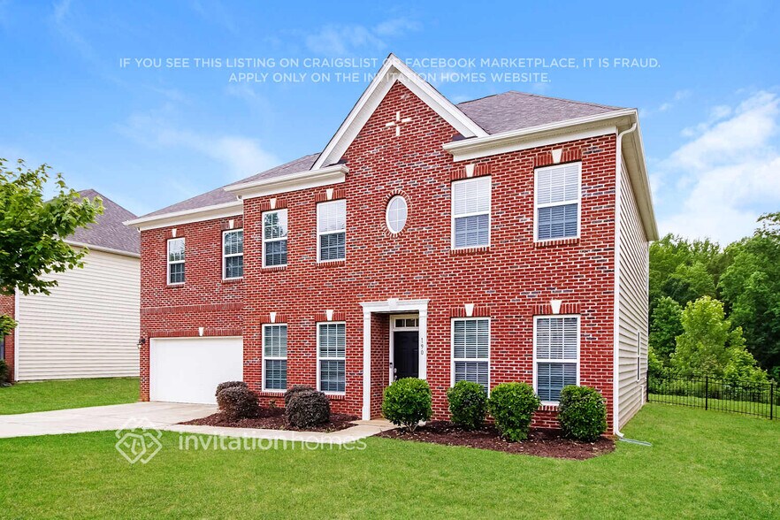 Building Photo - 190 Sassafras Rd