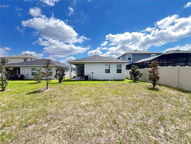 Building Photo - 2746 Sanctuary Dr