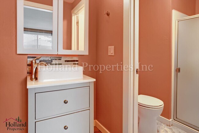 Building Photo - Beautiful Pet-Friendly Single-Family Home in Beaverton!