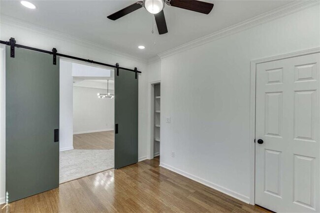 Building Photo - 1840 Oak Tree Hollow