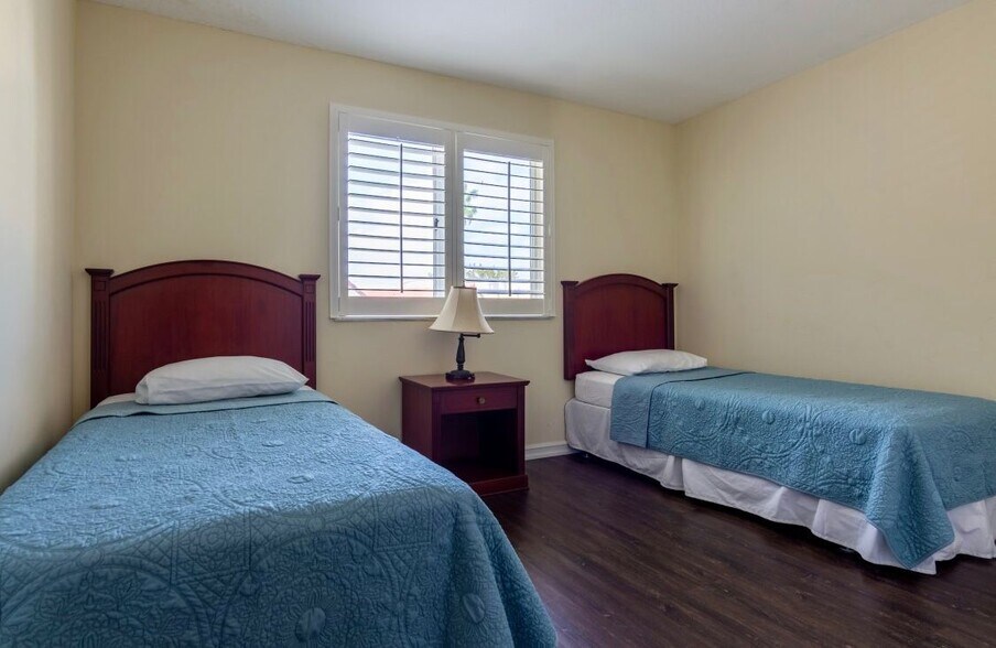 Second Bedroom - Two Twin Size Beds - 12625 SW 91st St