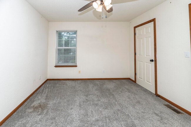 Building Photo - 3510 Berkshire