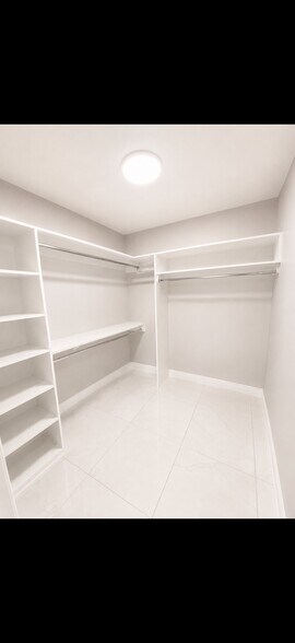 Building Photo - 4225 Gavilan Dr