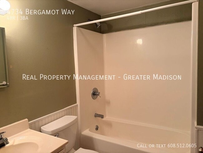 Building Photo - 4734 Bergamot Way